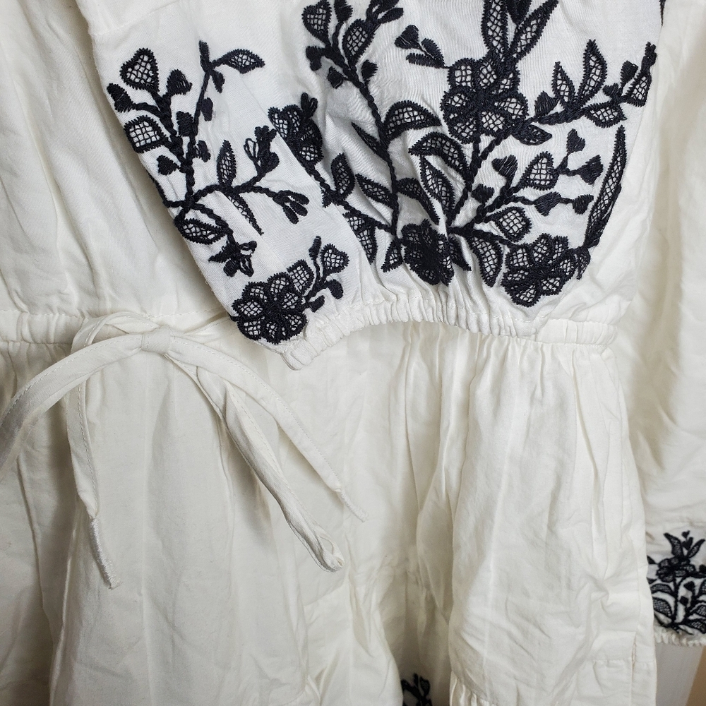 Love The Label Sayuri Cotton Embroidered White Mini Medium Dress Feminine Boho - Picture 6 of 9